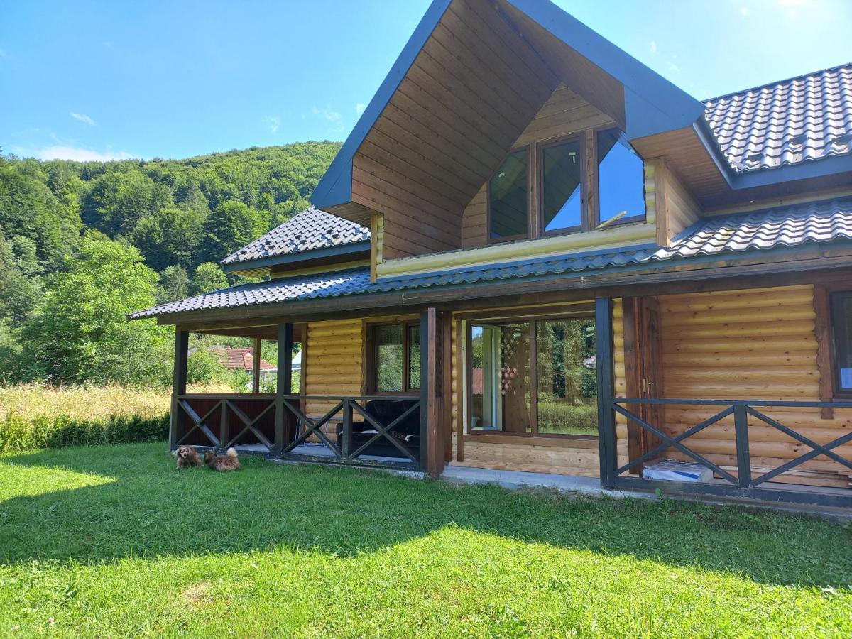 Садиба Федорчуків За Рікою Scheschory Exterior foto